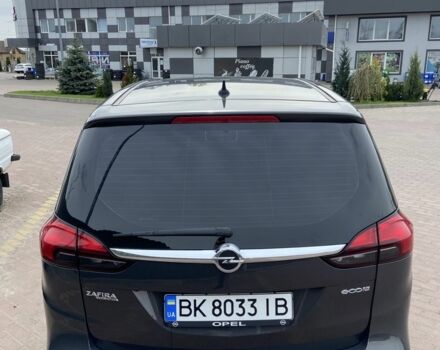Серый Опель Зафира, объемом двигателя 1.6 л и пробегом 276 тыс. км за 10000 $, фото 4 на Automoto.ua