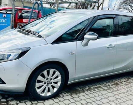 Серый Опель Зафира, объемом двигателя 1.6 л и пробегом 200 тыс. км за 10500 $, фото 1 на Automoto.ua