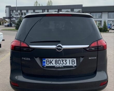 Серый Опель Зафира, объемом двигателя 1.6 л и пробегом 276 тыс. км за 10000 $, фото 5 на Automoto.ua