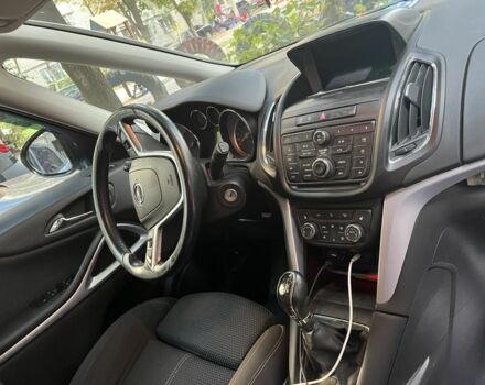 Серый Опель Зафира, объемом двигателя 1.6 л и пробегом 200 тыс. км за 10500 $, фото 3 на Automoto.ua