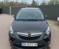 Серый Опель Зафира, объемом двигателя 1.6 л и пробегом 276 тыс. км за 10000 $, фото 1 на Automoto.ua