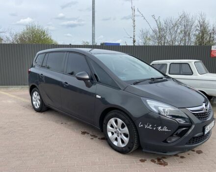 Серый Опель Зафира, объемом двигателя 1.6 л и пробегом 276 тыс. км за 10000 $, фото 2 на Automoto.ua