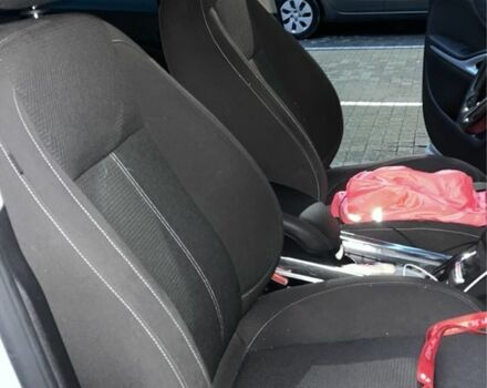 Серый Опель Зафира, объемом двигателя 1.6 л и пробегом 200 тыс. км за 10500 $, фото 2 на Automoto.ua