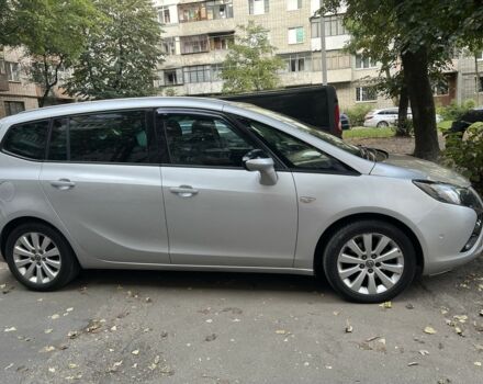 Серый Опель Зафира, объемом двигателя 1.6 л и пробегом 200 тыс. км за 10500 $, фото 7 на Automoto.ua