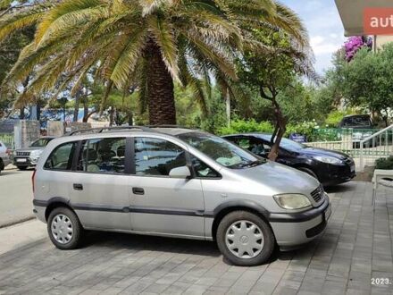 Сірий Опель Зафіра, об'ємом двигуна 1.8 л та пробігом 424 тис. км за 3200 $, фото 1 на Automoto.ua