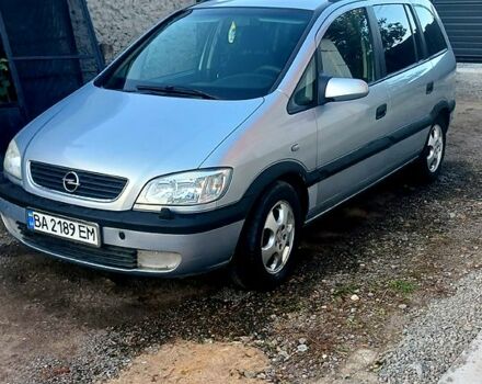 Сірий Опель Зафіра, об'ємом двигуна 2 л та пробігом 456 тис. км за 4500 $, фото 1 на Automoto.ua