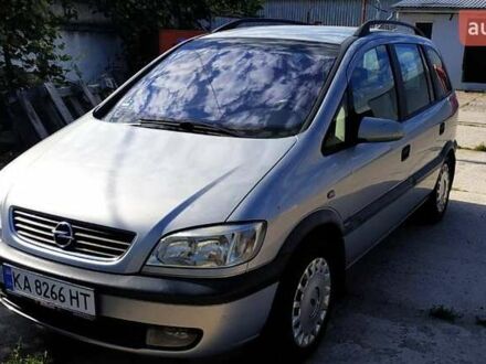 Серый Опель Зафира, объемом двигателя 1.8 л и пробегом 200 тыс. км за 4900 $, фото 1 на Automoto.ua