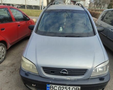 Серый Опель Зафира, объемом двигателя 2 л и пробегом 400 тыс. км за 2700 $, фото 1 на Automoto.ua