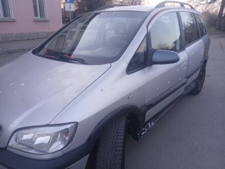 Серый Опель Зафира, объемом двигателя 2 л и пробегом 450 тыс. км за 2200 $, фото 1 на Automoto.ua