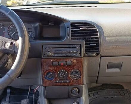 Серый Опель Зафира, объемом двигателя 2 л и пробегом 403 тыс. км за 3500 $, фото 1 на Automoto.ua