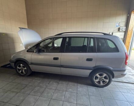 Серый Опель Зафира, объемом двигателя 2 л и пробегом 270 тыс. км за 2419 $, фото 1 на Automoto.ua