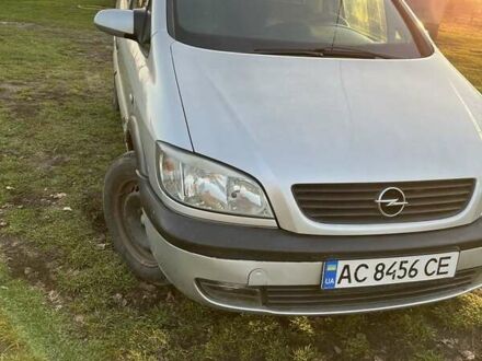 Серый Опель Зафира, объемом двигателя 2 л и пробегом 360 тыс. км за 3850 $, фото 1 на Automoto.ua