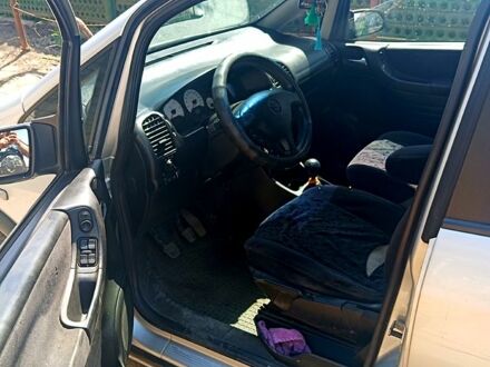 Опель Зафира 2002 в Раздельной на Automoto.ua Серый Опель Зафира, объемом двигателя 2.2 л и пробегом 330 тыс. км за 3000 $, фото 1 на Automoto.ua