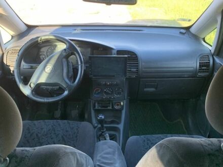 Опель Зафіра 2002 у Запоріжжя на Automoto.ua Сірий Опель Зафіра, об'ємом двигуна 1.8 л та пробігом 270 тис. км за 3869 $, фото 1 на Automoto.ua
