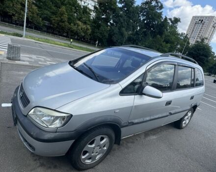 Серый Опель Зафира, объемом двигателя 2 л и пробегом 380 тыс. км за 1670 $, фото 1 на Automoto.ua