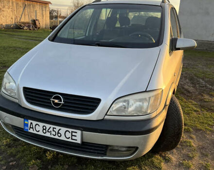 Серый Опель Зафира, объемом двигателя 2 л и пробегом 360 тыс. км за 3800 $, фото 1 на Automoto.ua