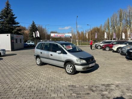 Серый Опель Зафира, объемом двигателя 1.8 л и пробегом 425 тыс. км за 3500 $, фото 1 на Automoto.ua