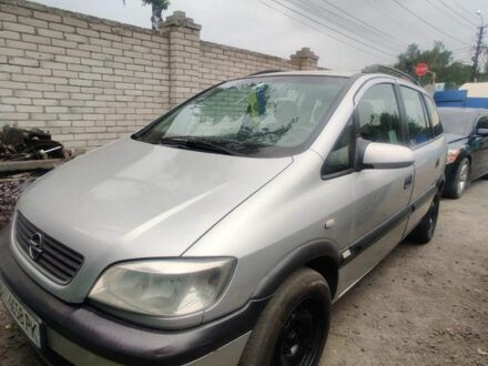 Опель Зафіра 2002 у Сумах на Automoto.ua Сірий Опель Зафіра, об'ємом двигуна 2 л та пробігом 236 тис. км за 3400 $, фото 1 на Automoto.ua