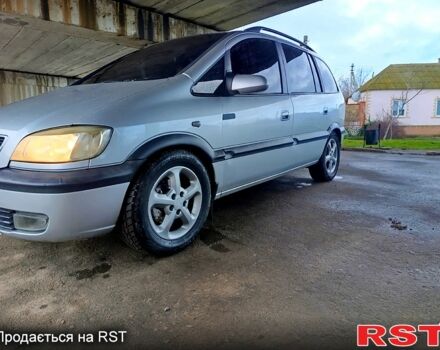 Серый Опель Зафира, объемом двигателя 2.2 л и пробегом 300 тыс. км за 4500 $, фото 1 на Automoto.ua