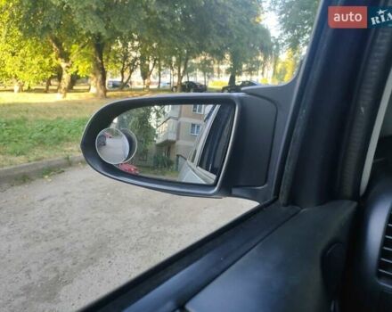 Серый Опель Зафира, объемом двигателя 2 л и пробегом 445 тыс. км за 3750 $, фото 1 на Automoto.ua