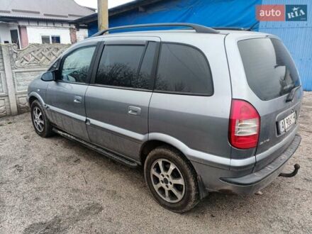 Серый Опель Зафира, объемом двигателя 2.2 л и пробегом 400 тыс. км за 4000 $, фото 1 на Automoto.ua