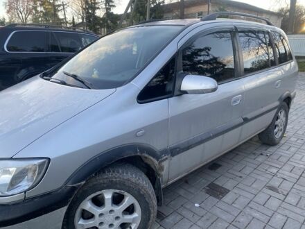 Серый Опель Зафира, объемом двигателя 2 л и пробегом 350 тыс. км за 1800 $, фото 1 на Automoto.ua