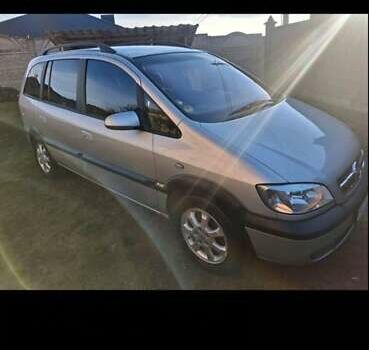 Сірий Опель Зафіра, об'ємом двигуна 2 л та пробігом 173 тис. км за 4200 $, фото 1 на Automoto.ua