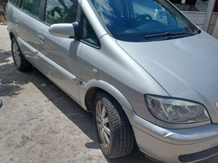 Опель Зафіра 2004 у Фастове на Automoto.ua Сірий Опель Зафіра, об'ємом двигуна 1.6 л та пробігом 225 тис. км за 215000 $, фото 1 на Automoto.ua