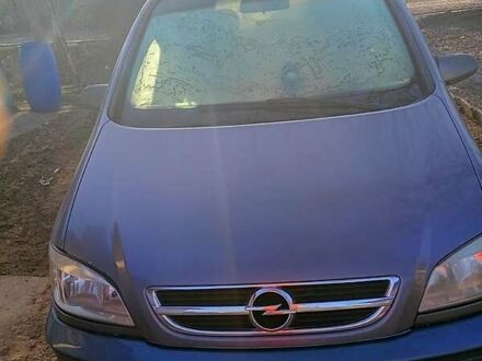 Серый Опель Зафира, объемом двигателя 2.2 л и пробегом 370 тыс. км за 4000 $, фото 1 на Automoto.ua