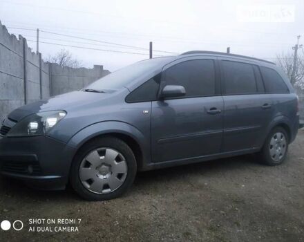 Серый Опель Зафира, объемом двигателя 1.8 л и пробегом 230 тыс. км за 5500 $, фото 1 на Automoto.ua