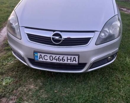 Сірий Опель Зафіра, об'ємом двигуна 1.8 л та пробігом 240 тис. км за 4800 $, фото 1 на Automoto.ua