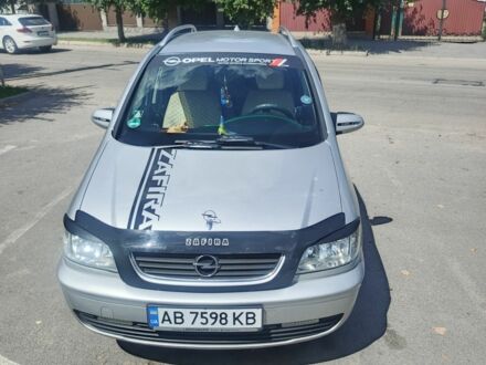 Серый Опель Зафира, объемом двигателя 1.8 л и пробегом 22 тыс. км за 5500 $, фото 1 на Automoto.ua
