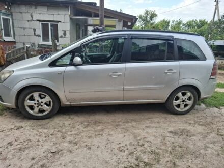 Серый Опель Зафира, объемом двигателя 1 л и пробегом 45 тыс. км за 4500 $, фото 1 на Automoto.ua