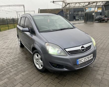 Серый Опель Зафира, объемом двигателя 1.9 л и пробегом 300 тыс. км за 3950 $, фото 1 на Automoto.ua