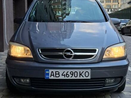 Серый Опель Зафира, объемом двигателя 1.8 л и пробегом 185 тыс. км за 5200 $, фото 1 на Automoto.ua