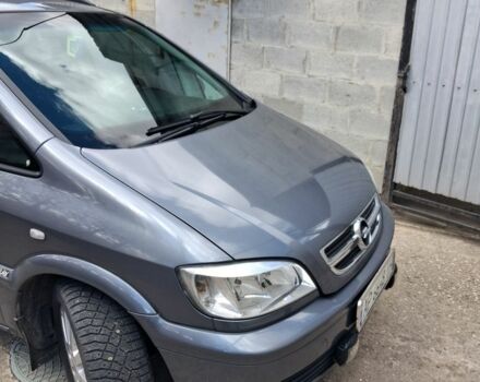 Серый Опель Зафира, объемом двигателя 1.8 л и пробегом 268 тыс. км за 4900 $, фото 1 на Automoto.ua