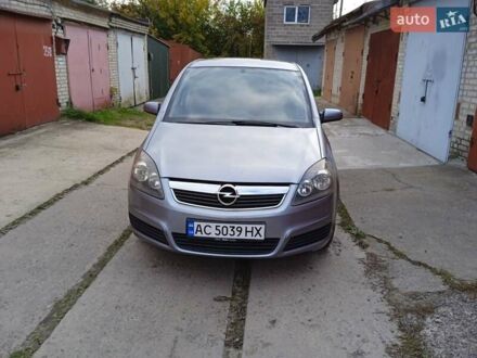 Опель Зафира 2005 в Луцке на Automoto.ua Серый Опель Зафира, объемом двигателя 1.8 л и пробегом 220 тыс. км за 5700 $, фото 1 на Automoto.ua