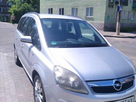 Опель Зафіра 2006 у Здолбунове на Automoto.ua Сірий Опель Зафіра, об'ємом двигуна 1.8 л та пробігом 214 тис. км за 6500 $, фото 1 на Automoto.ua