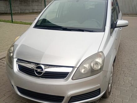 Серый Опель Зафира, объемом двигателя 0 л и пробегом 195 тыс. км за 5650 $, фото 1 на Automoto.ua