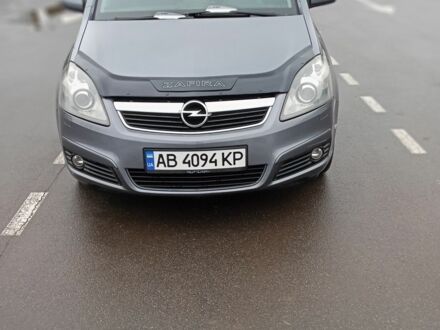 Сірий Опель Зафіра, об'ємом двигуна 1.6 л та пробігом 209 тис. км за 7800 $, фото 1 на Automoto.ua