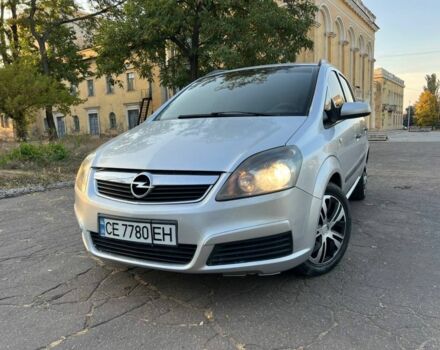 Серый Опель Зафира, объемом двигателя 1.9 л и пробегом 400 тыс. км за 4950 $, фото 1 на Automoto.ua