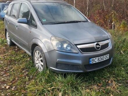 Серый Опель Зафира, объемом двигателя 1.91 л и пробегом 163 тыс. км за 5400 $, фото 1 на Automoto.ua