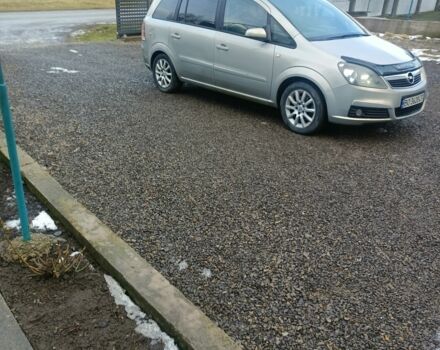 Серый Опель Зафира, объемом двигателя 1.8 л и пробегом 290 тыс. км за 4650 $, фото 1 на Automoto.ua