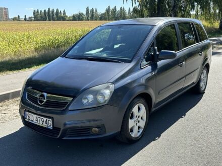 Серый Опель Зафира, объемом двигателя 1.9 л и пробегом 267 тыс. км за 3800 $, фото 1 на Automoto.ua
