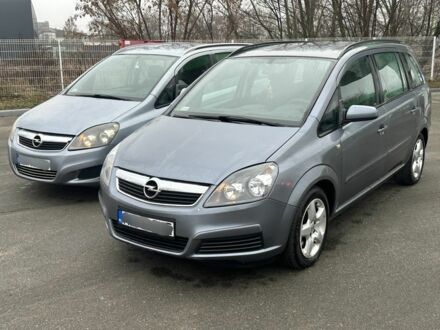 Серый Опель Зафира, объемом двигателя 1.9 л и пробегом 280 тыс. км за 3600 $, фото 1 на Automoto.ua