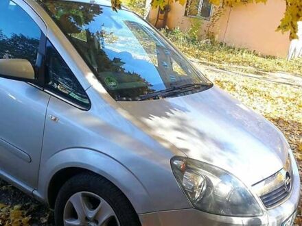 Сірий Опель Зафіра, об'ємом двигуна 1.6 л та пробігом 200 тис. км за 4706 $, фото 1 на Automoto.ua