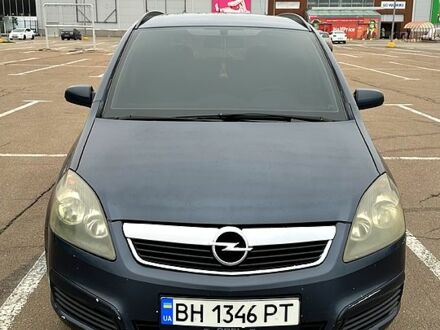 Серый Опель Зафира, объемом двигателя 1.9 л и пробегом 450 тыс. км за 5000 $, фото 1 на Automoto.ua