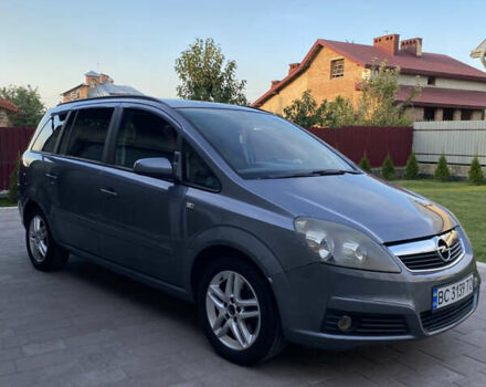 Серый Опель Зафира, объемом двигателя 2.2 л и пробегом 279 тыс. км за 4850 $, фото 1 на Automoto.ua