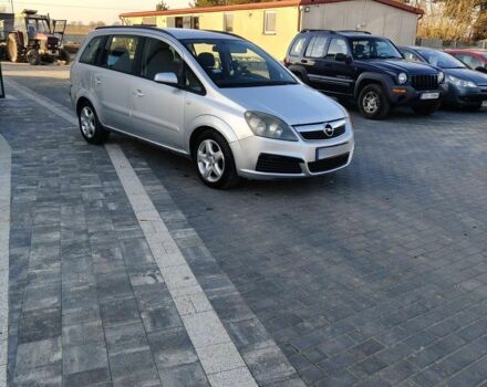 Серый Опель Зафира, объемом двигателя 2 л и пробегом 330 тыс. км за 2550 $, фото 1 на Automoto.ua