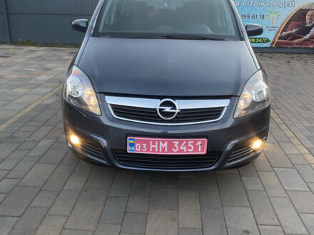 Сірий Опель Зафіра, об'ємом двигуна 1.8 л та пробігом 217 тис. км за 5600 $, фото 1 на Automoto.ua